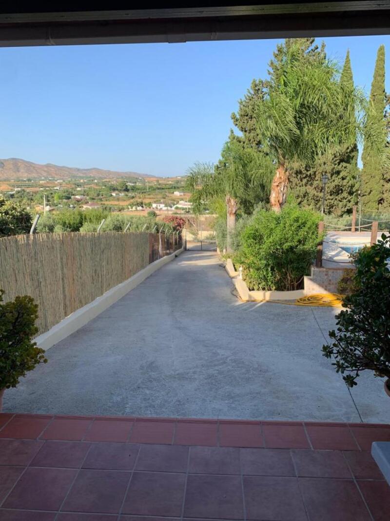 3 bedroom Villa for Long Term Rent