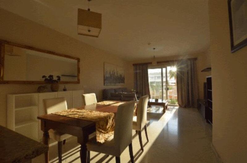 2 bedroom Apartment for Long Term Rent