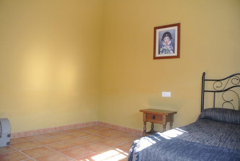 3 bedroom Country House for Long Term Rent