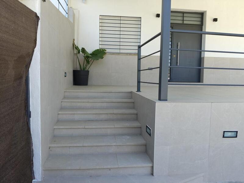 2 bedroom Villa for Long Term Rent