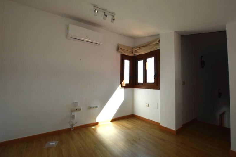 3 спальная комната вилла в долгосрочную аренду