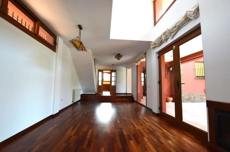 3 спальная комната вилла в долгосрочную аренду