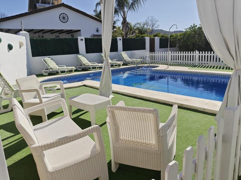 2 bedroom Villa for Long Term Rent