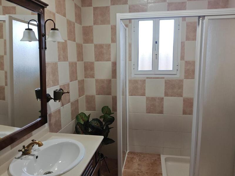 2 bedroom Villa for Long Term Rent