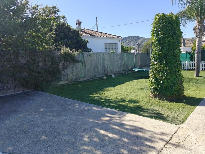 2 bedroom Villa for Long Term Rent