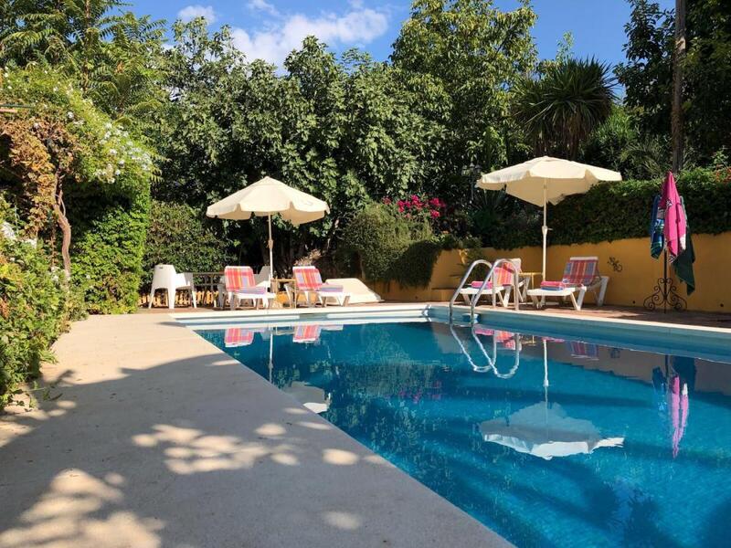 5 bedroom Villa for Long Term Rent 5 bedroom Villa for Long Term Rent
