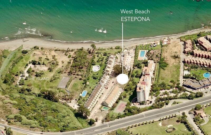 Villa til salg i Estepona, Málaga