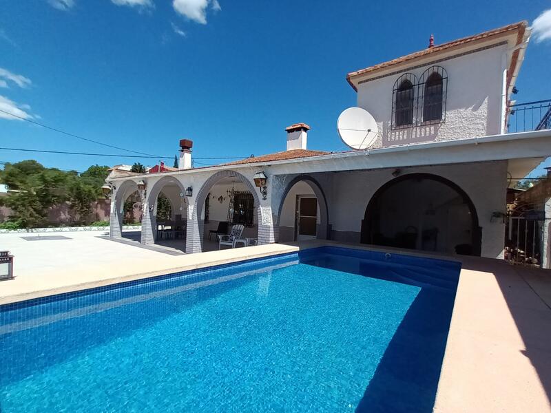 Villa for sale in Cañadas de San Pedro, Murcia