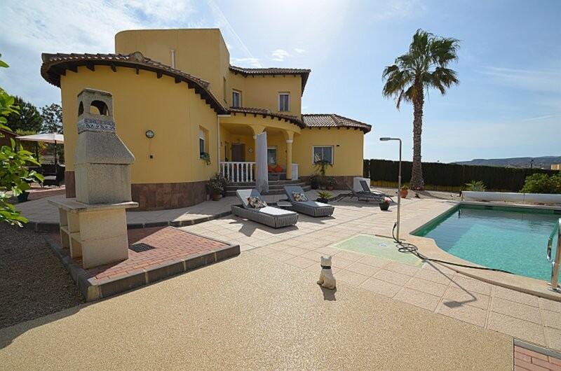 Villa en venta en Campos del Rio, Murcia