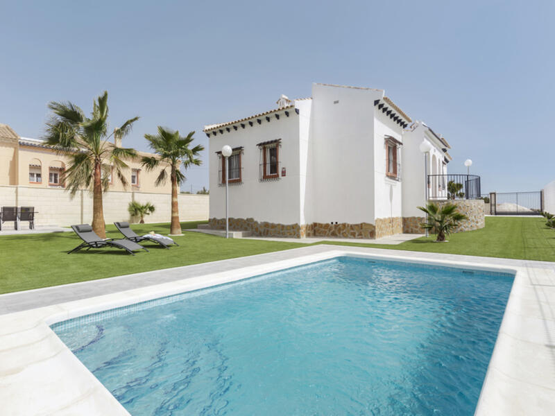 Villa Te koop in Gea y Truyols, Murcia