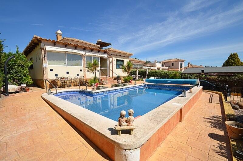 Villa for sale in Calasparra, Murcia