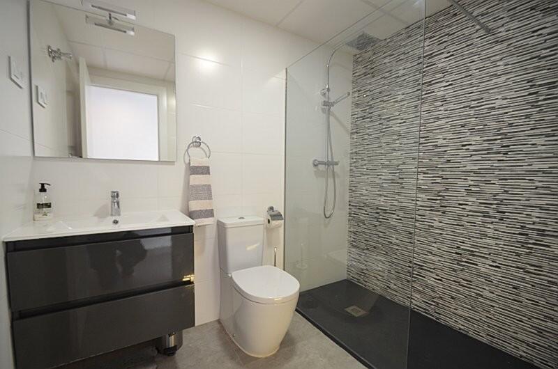2 Cuarto Villa en venta