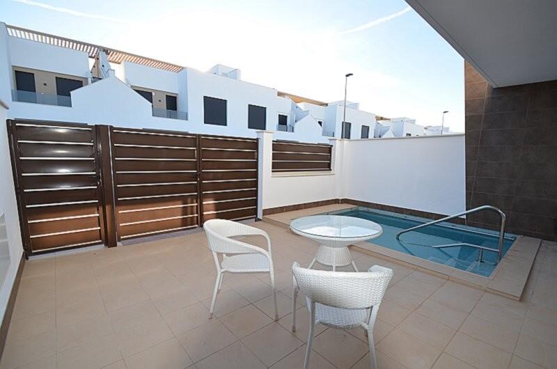2 Cuarto Villa en venta