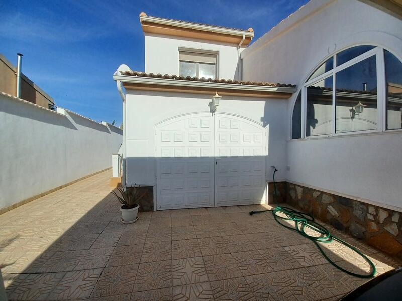 3 slaapkamer Villa Te koop