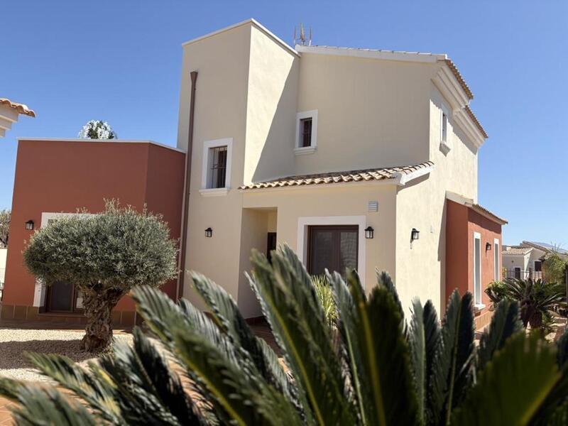 Villa for sale in Campo de Golf, Murcia