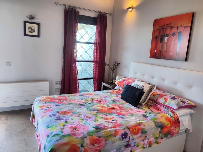 2 Cuarto Villa en venta