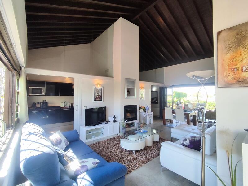 2 Cuarto Villa en venta