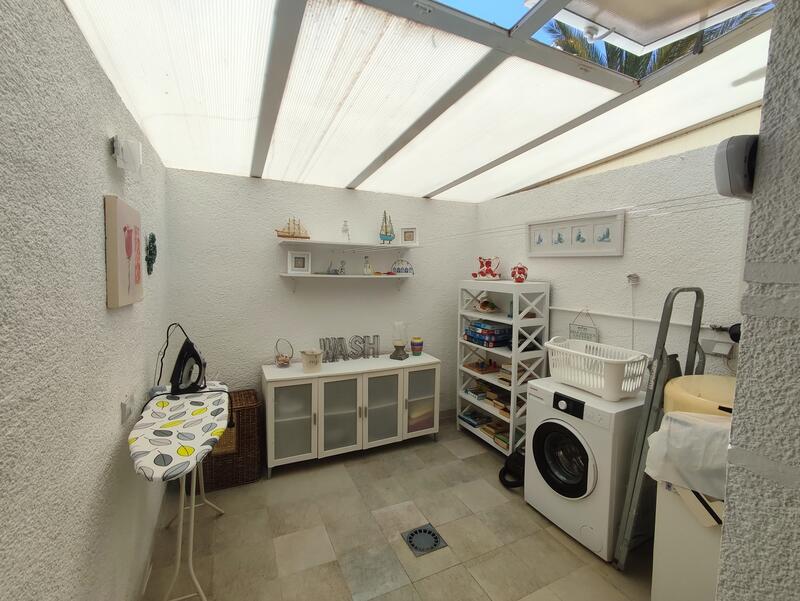 2 Cuarto Villa en venta
