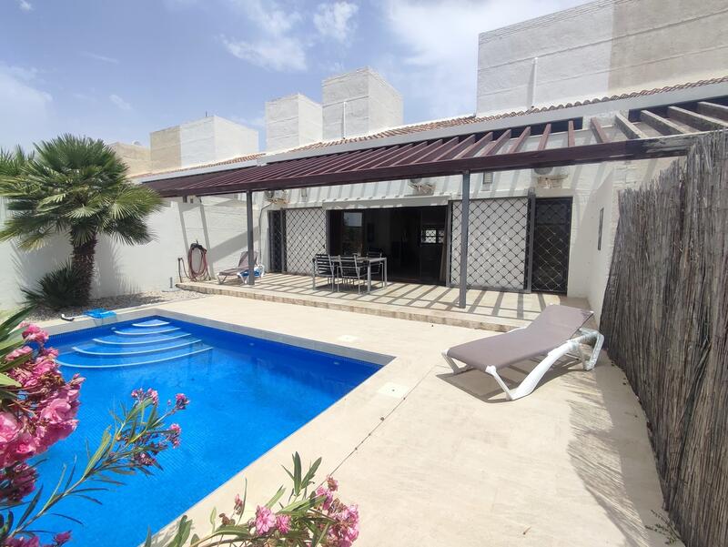 Villa for sale in Campo de Golf, Murcia