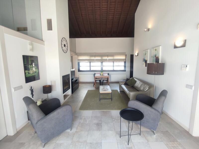 2 Cuarto Villa en venta