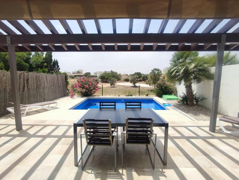 2 Cuarto Villa en venta