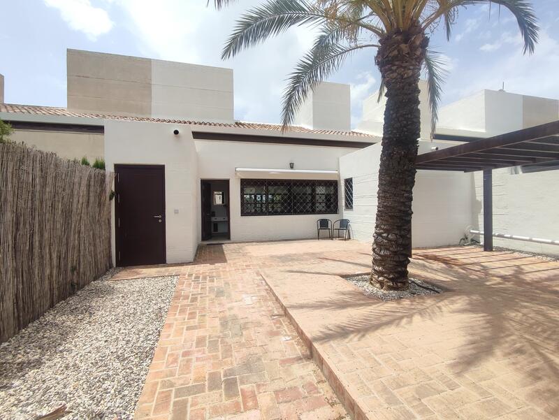 2 Cuarto Villa en venta