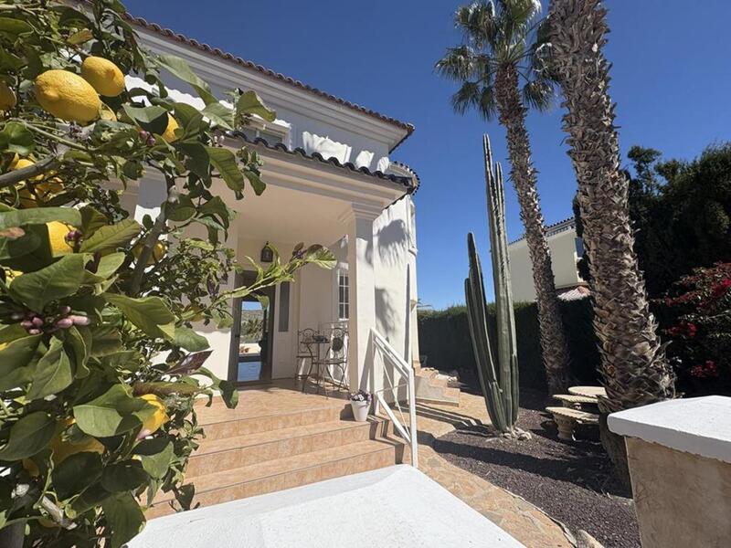 2 Schlafzimmer Villa zu verkaufen