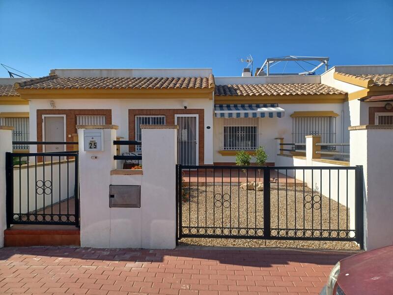 2 slaapkamer Villa Te koop
