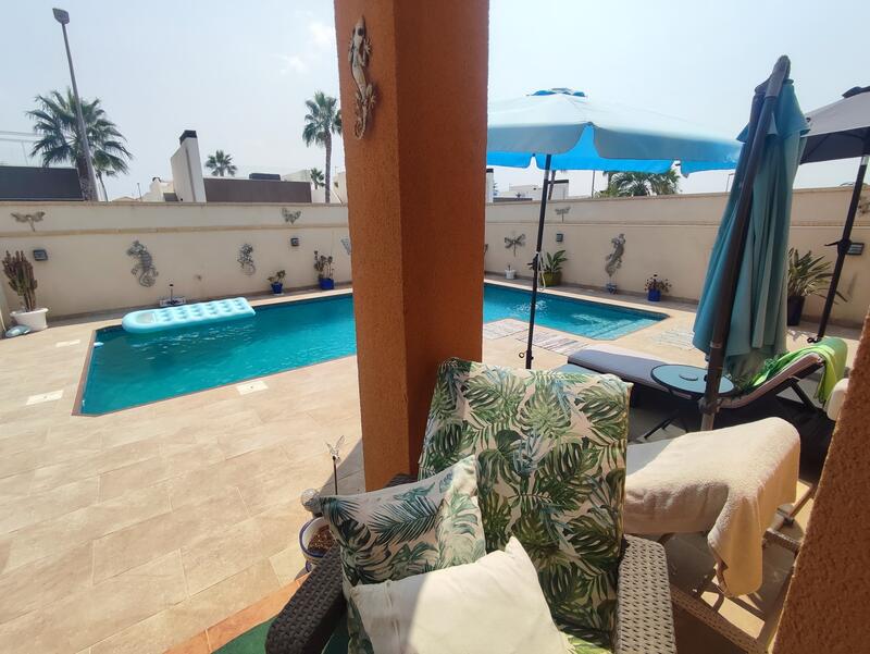 3 Cuarto Villa en venta