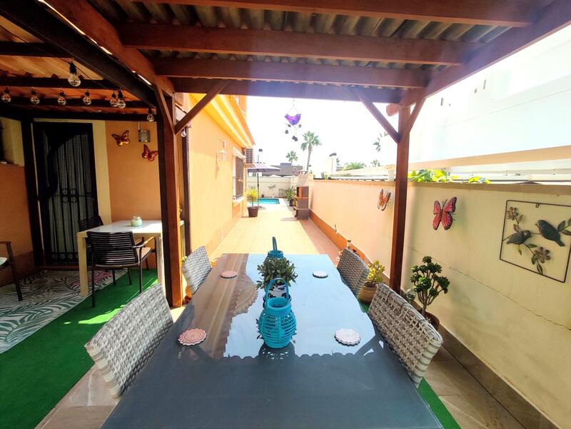 3 Cuarto Villa en venta