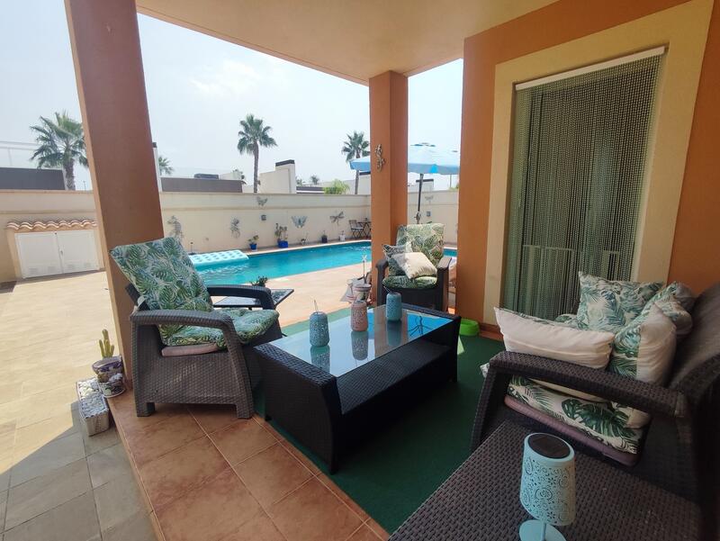 3 Cuarto Villa en venta