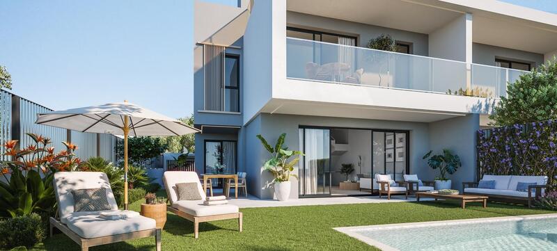 4 bedroom Townhouse for sale