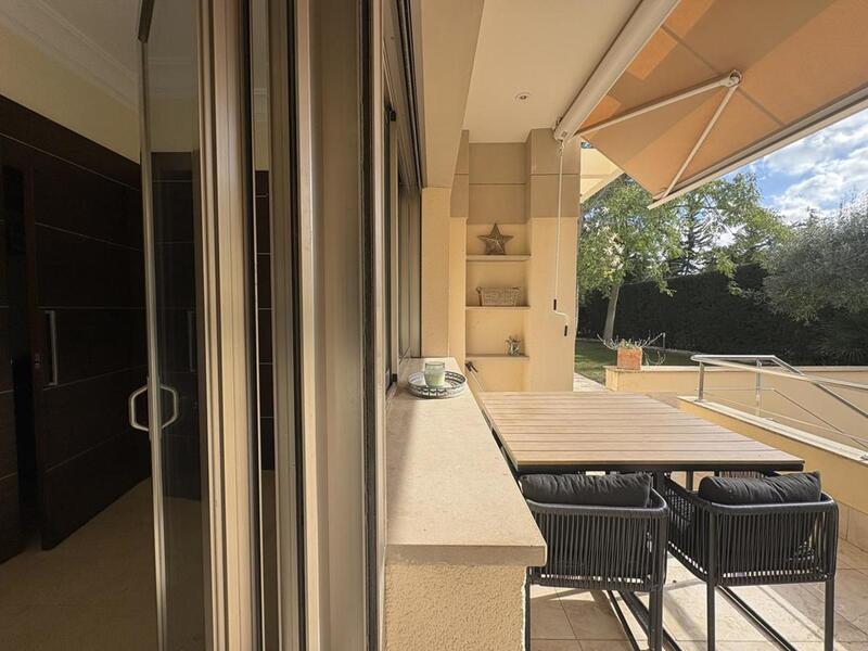 5 soveværelse Villa til salg 5 soveværelse Villa til salg