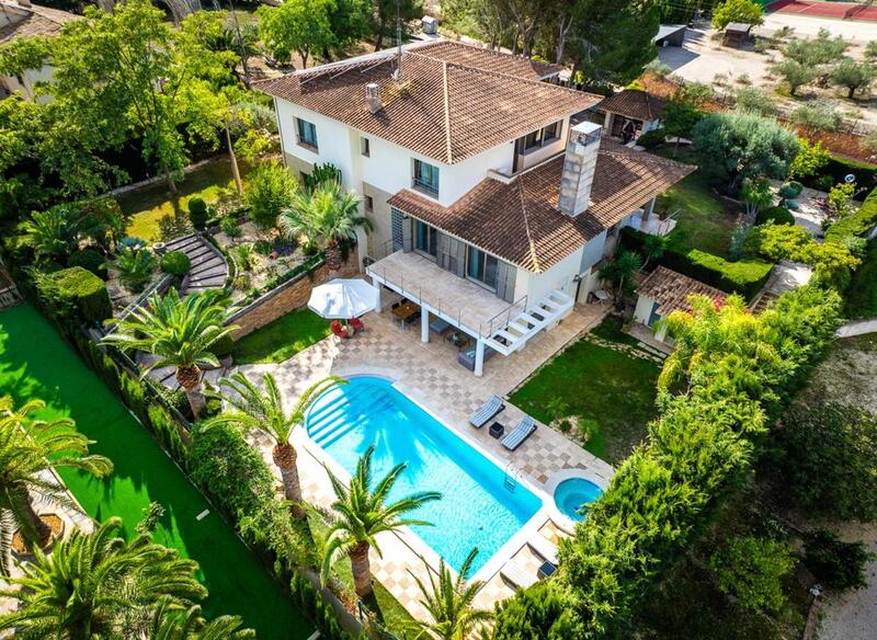 5 soveværelse Villa til salg 5 soveværelse Villa til salg