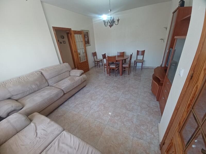 4 bedroom Townhouse for sale