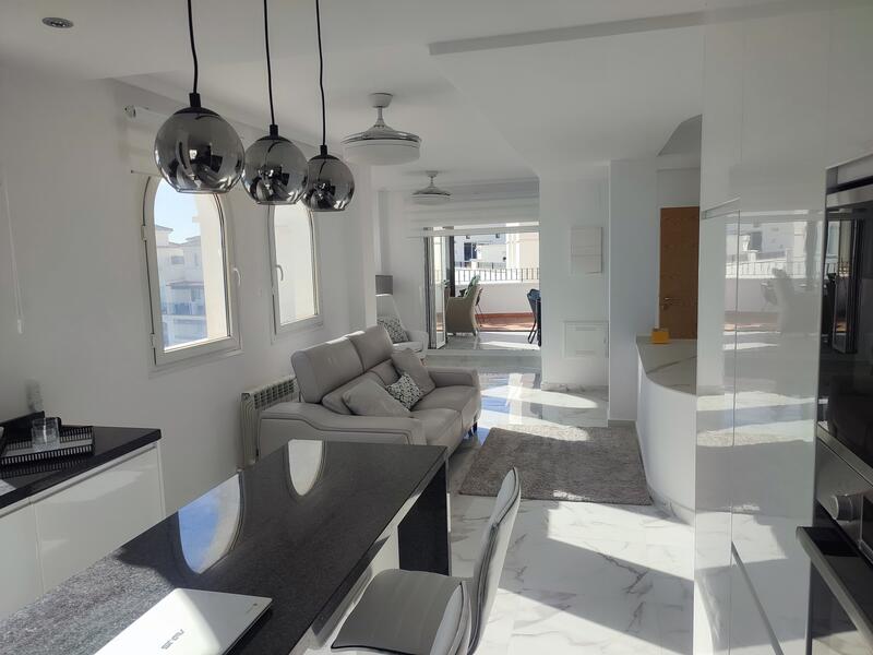 2 slaapkamer Appartement Te koop