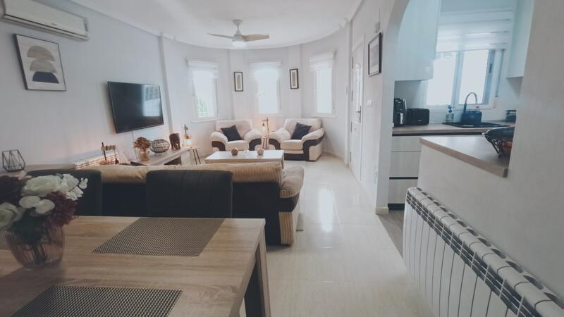 3 Cuarto Villa en venta