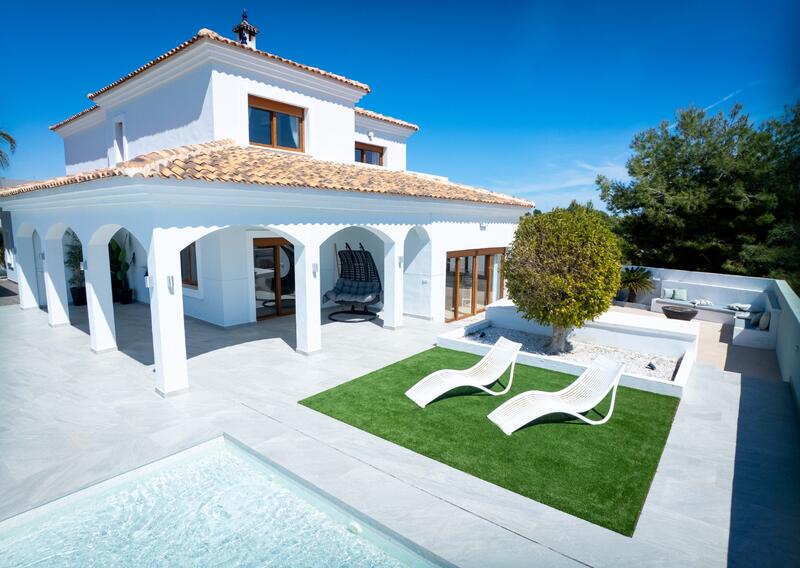 4 bedroom Villa for sale