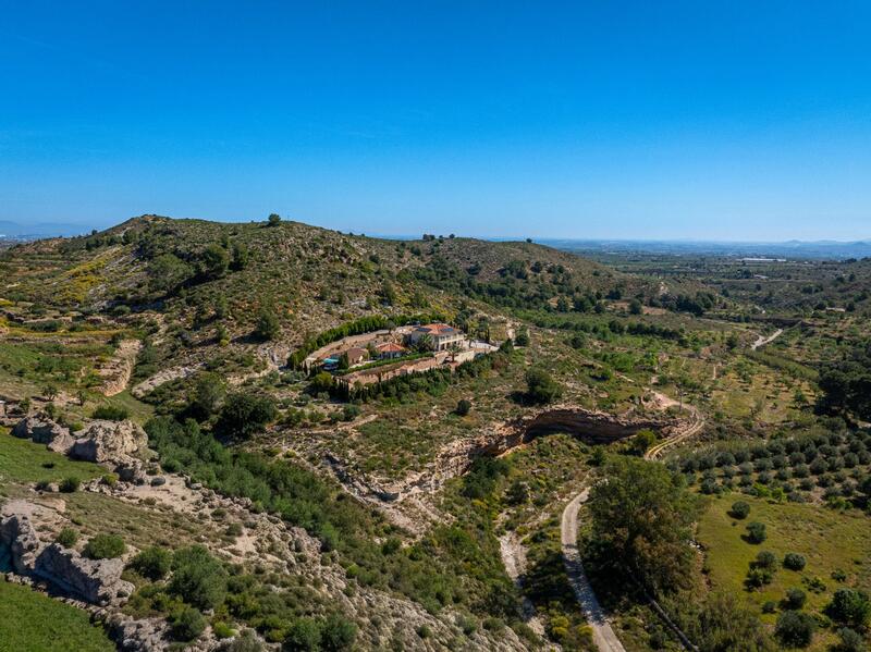 4 bedroom Villa for sale