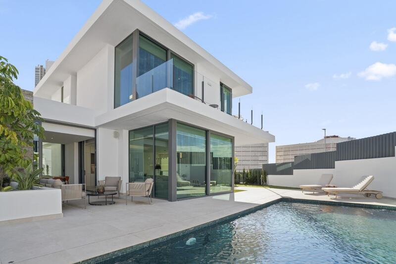 4 bedroom Villa for sale