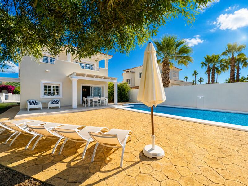 3 bedroom Villa for sale 3 bedroom Villa for sale