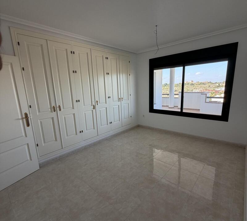 2 bedroom Apartment for sale 2 bedroom Apartment for sale