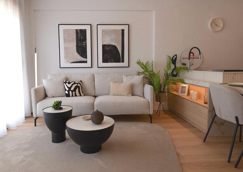 2 slaapkamer Appartement Te koop 2 slaapkamer Appartement Te koop