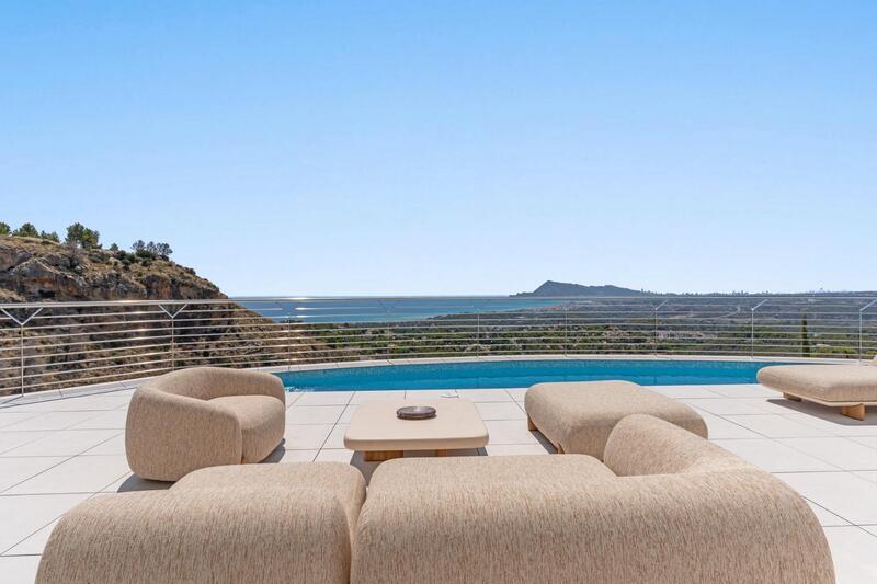Villa til salgs i Altea, Alicante