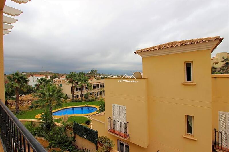 2 Cuarto Villa en venta