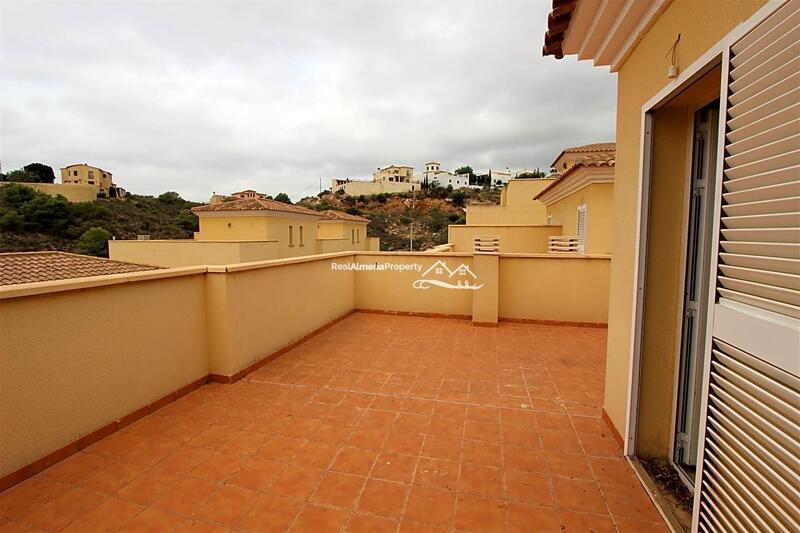 2 Cuarto Villa en venta