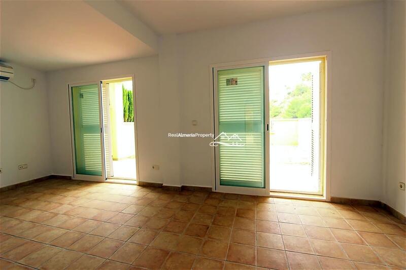 2 Cuarto Villa en venta