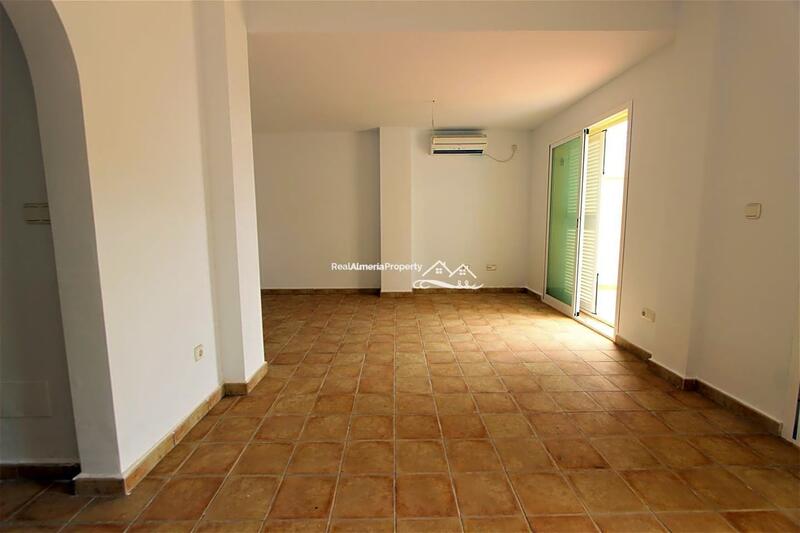 2 Cuarto Villa en venta