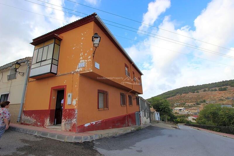 Landhaus zu verkaufen in Maria, Almería