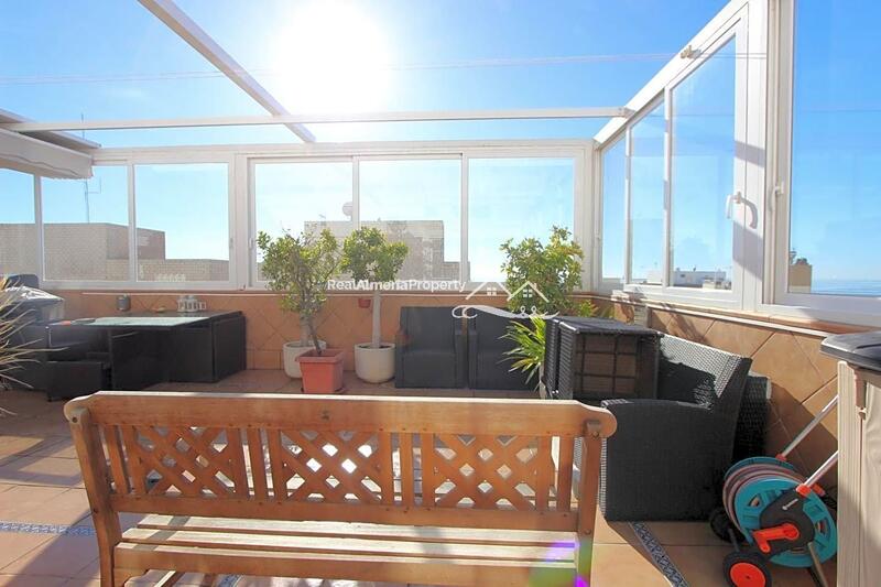 Apartamento en venta en Almería, Almería